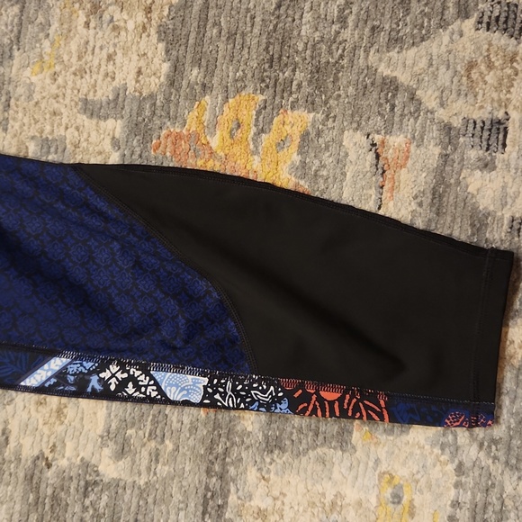 Athleta leggings size medium - Picture 4 of 7
